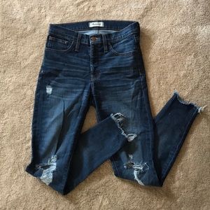 Madewell high rise ripped jeans in dark wash